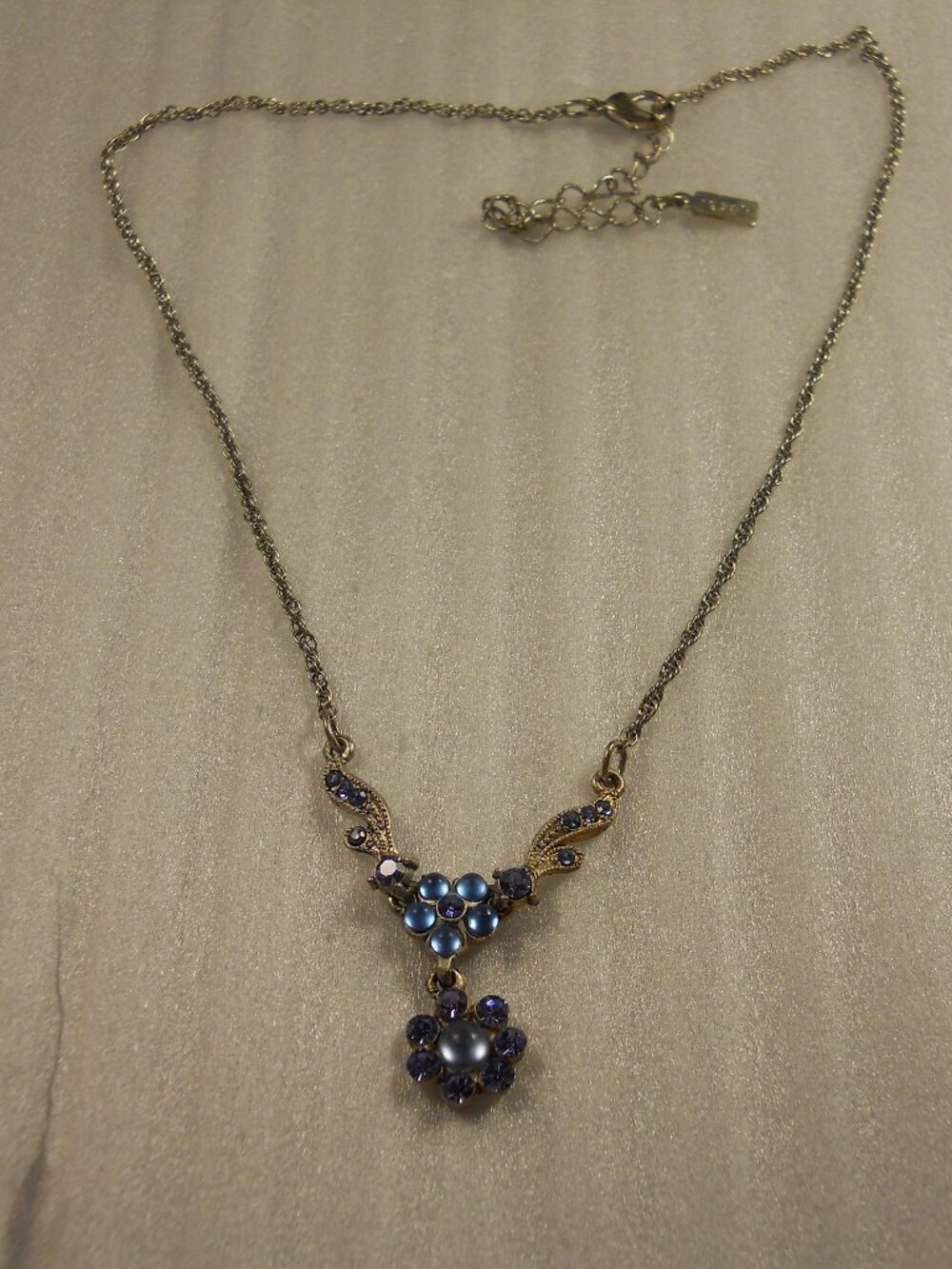 1928 - Flower Drop Necklace  730